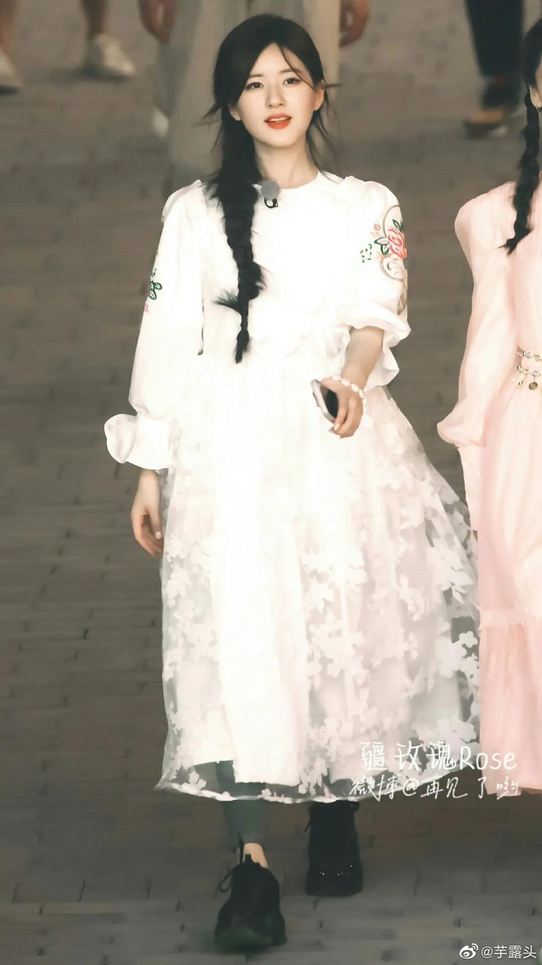 赵露思，人间小天使——奔跑吧录制