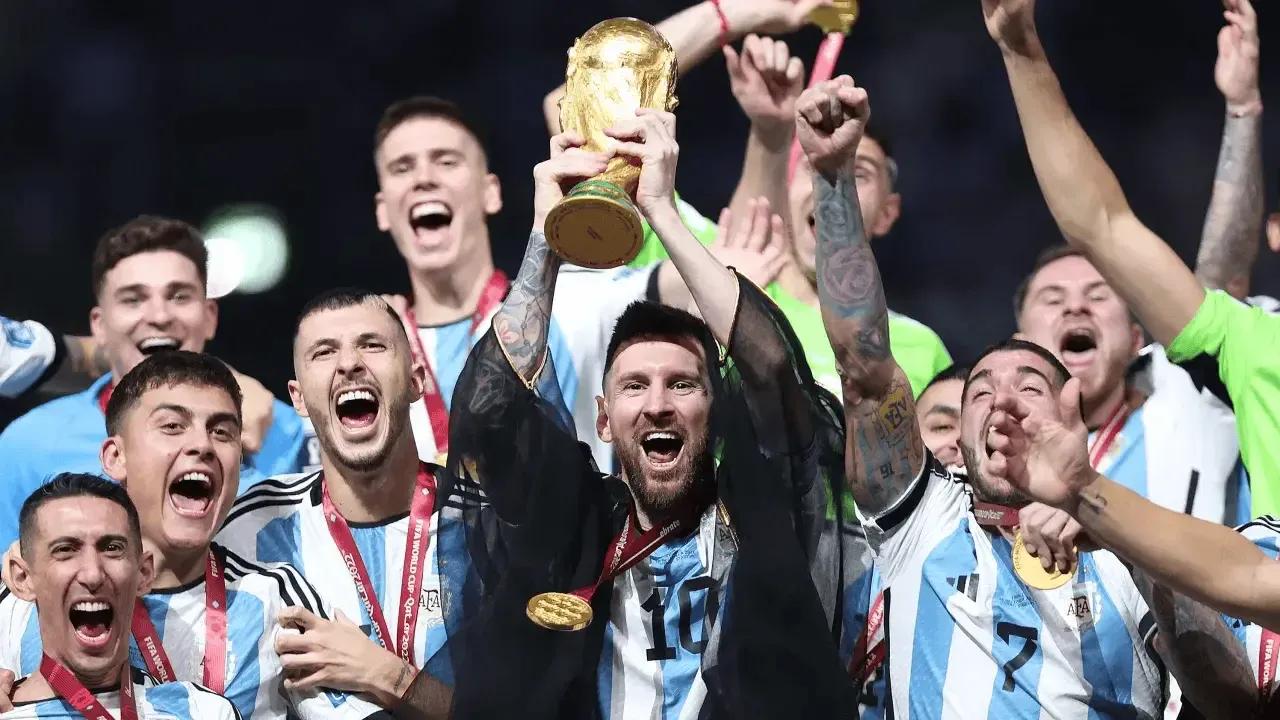 梅西：历史最佳并非我的想法，和阿根廷夺得世界杯很特别