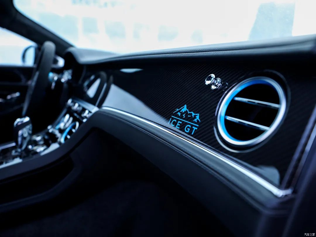 当欧陆球队队徽和卡通相遇（宾利欧陆Ice GT：4.0T双涡轮+770牛·米，全球只此一台，仅供中国）