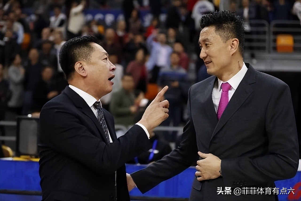 cba为什么主教练很少换球队（CBA下课潮！四支球队面临选帅，为何主教练成为“背锅侠”？）-趣拿体育