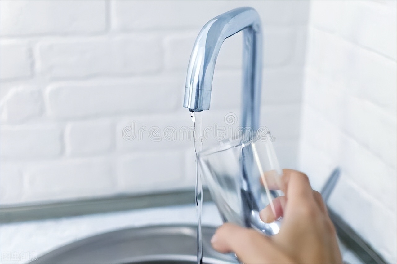 家里6种“污垢”比地板还脏，你可能每天要吃进肚子里好几遍