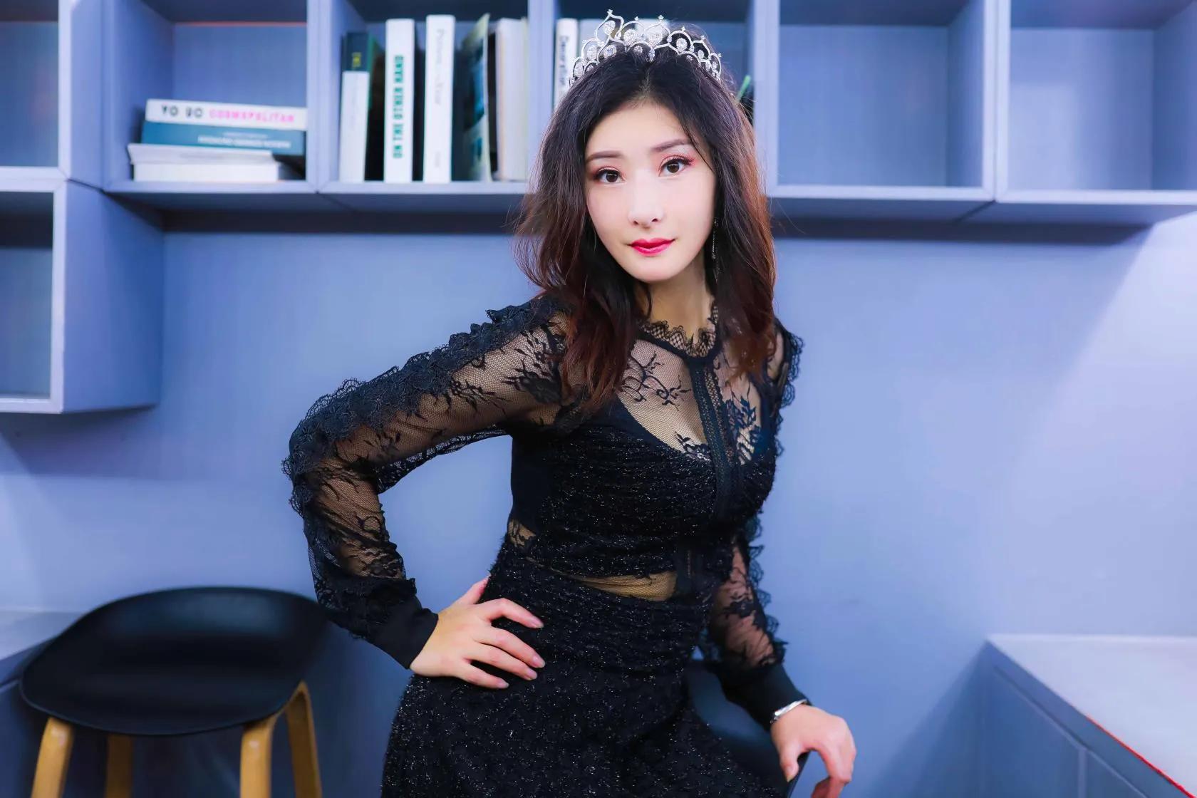 徐菁模特演员获“环球小姐广东半决赛冠军，总决赛5强…”