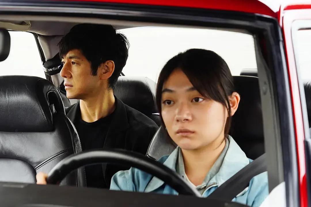 滨口龙介《在车上》电影解析，谁是婚姻里的演技派？你看懂了吗？