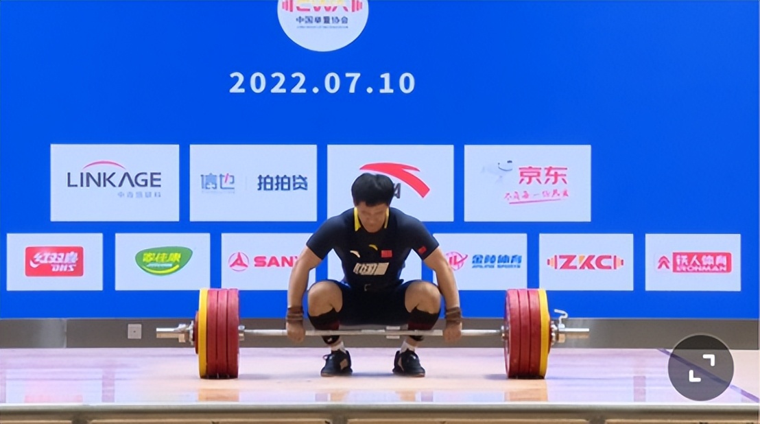 中国国家举重队世锦赛第一次选拔赛 铁人体育代言人石智勇客串教练