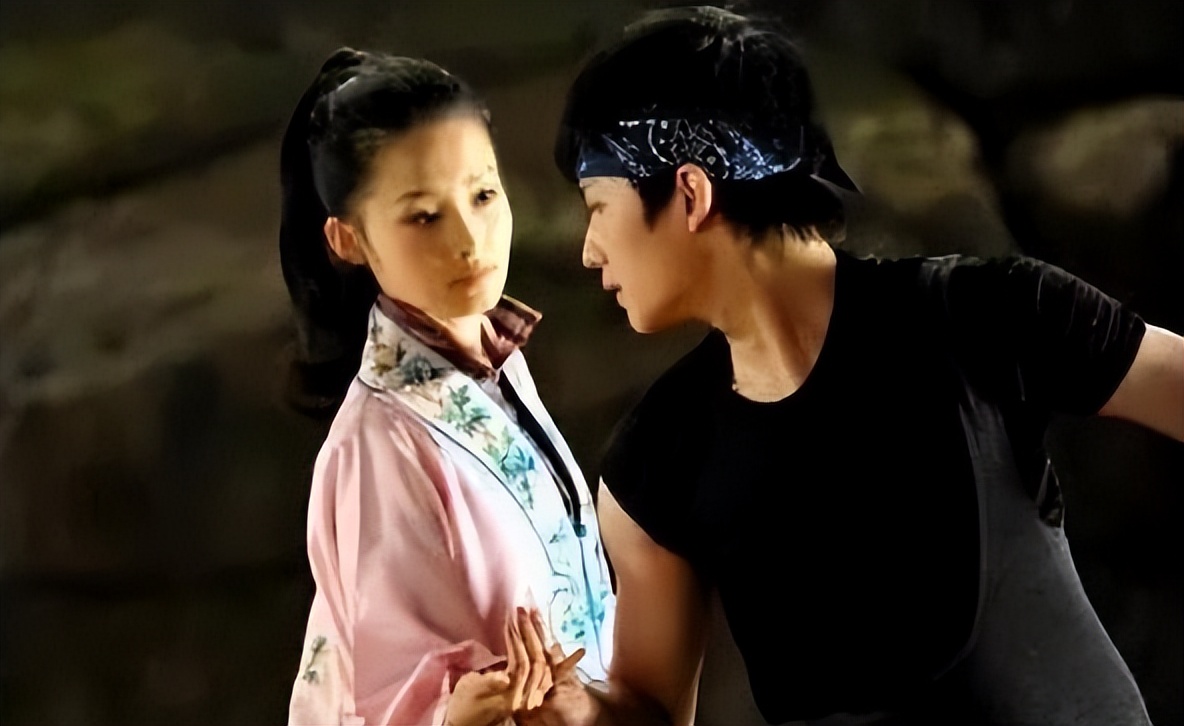 一部戏换一个女朋友,表面单纯的杨洋私底下究竟有多混乱?