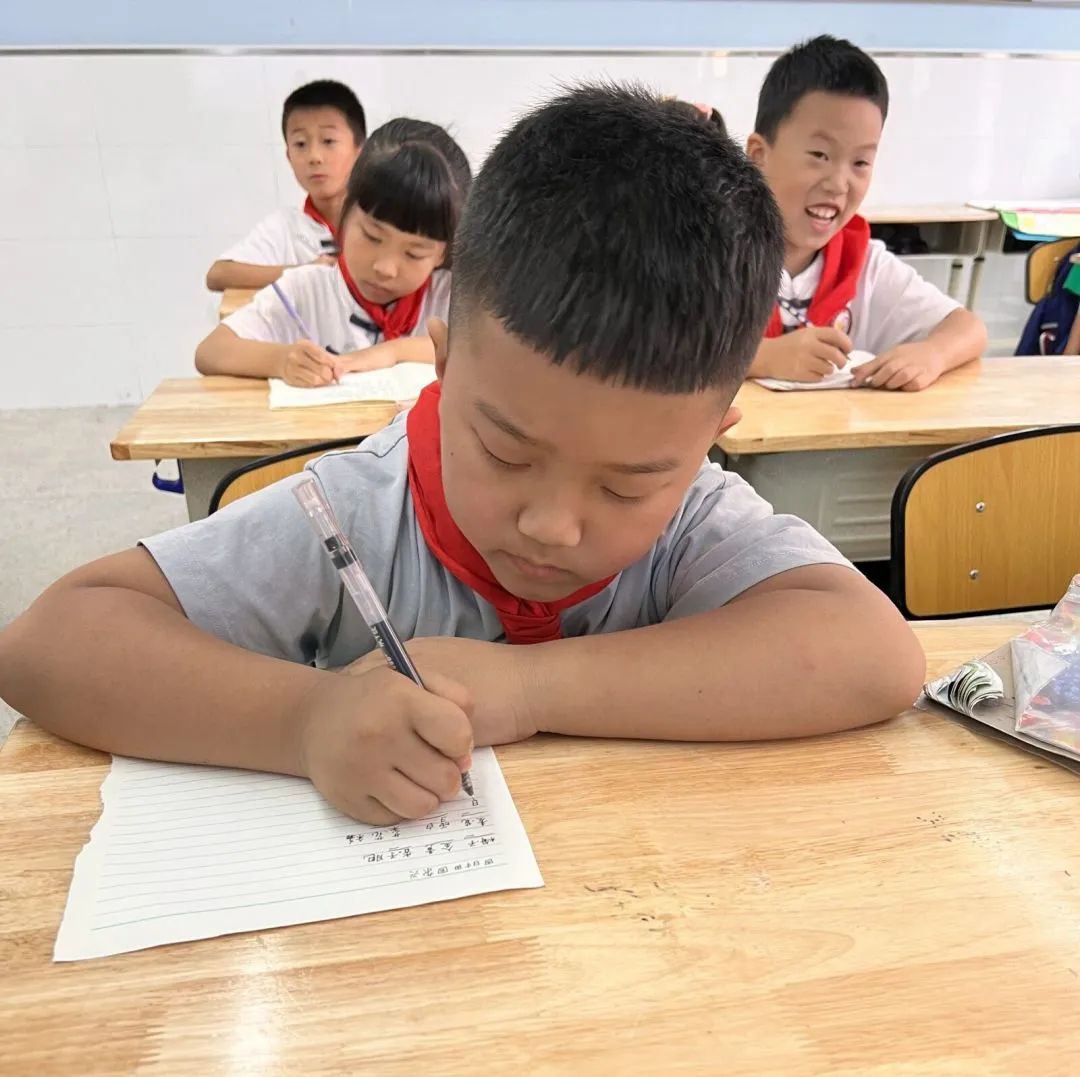 成都高新区朝阳小学深入开展二十四节气之小满有关活动