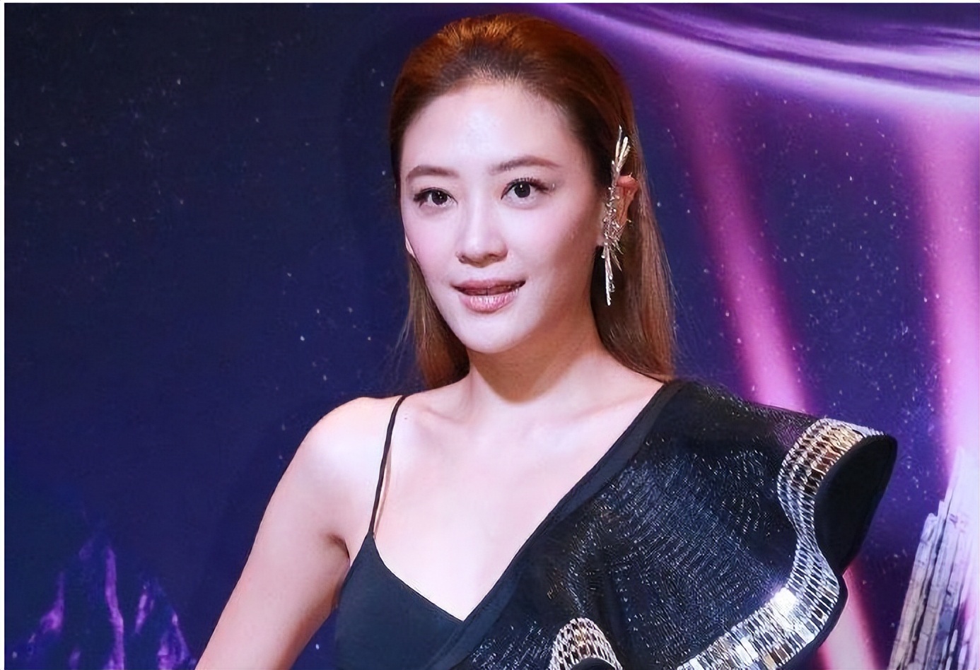 内娱最吓人的嘴内娱最厉害的嘴，非应采儿莫属