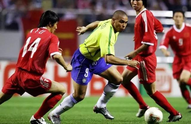 2002年世界杯，等到了中国队