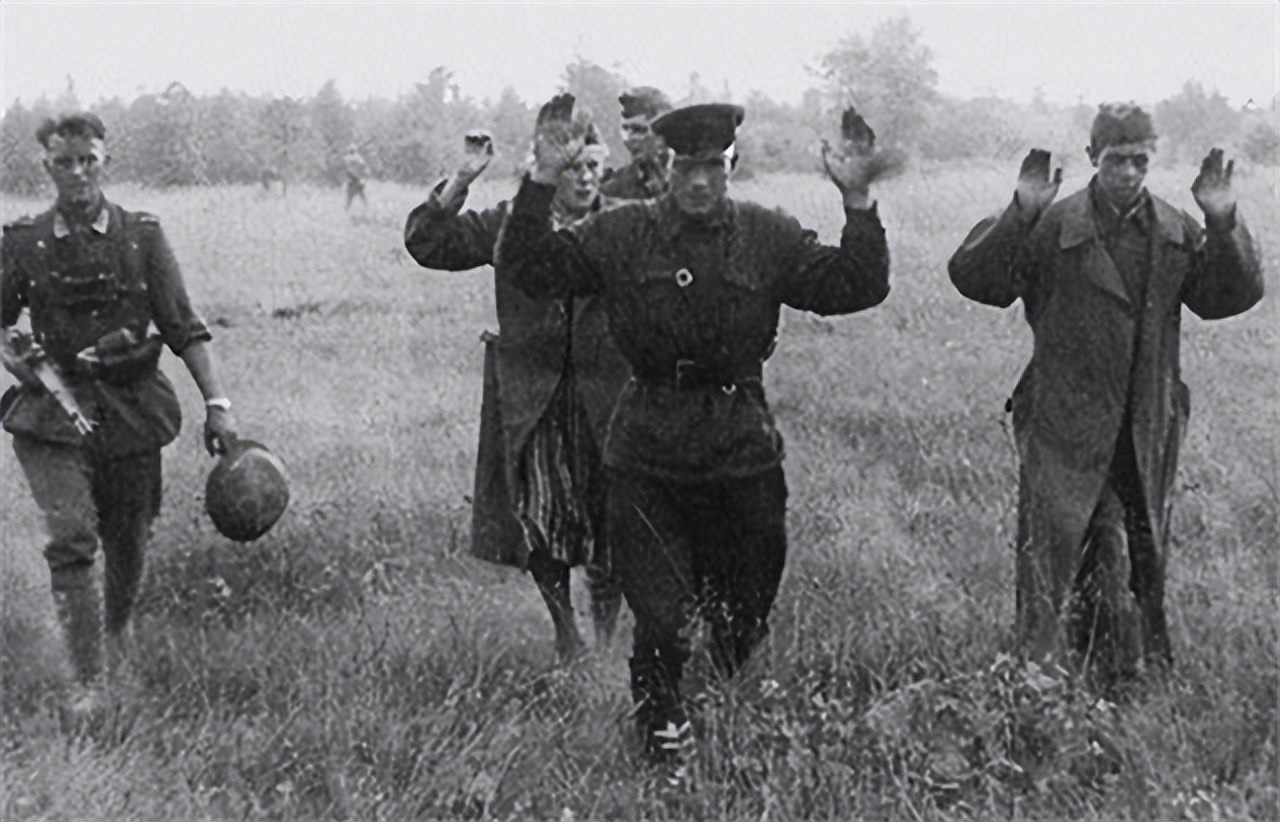 �͸���������̣�˹�������о����ϻ���3���ʣ�����˵��һ�λ�