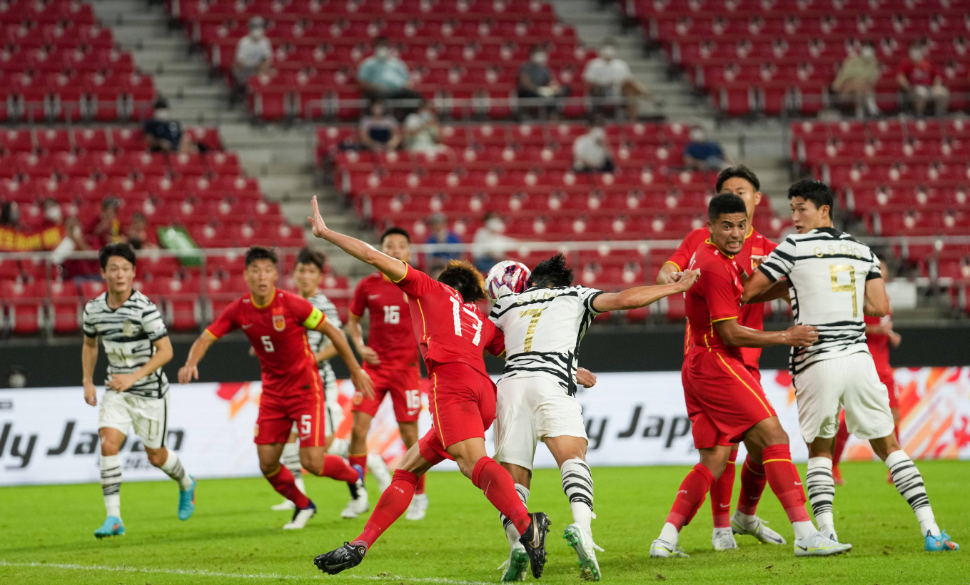 2019年世界杯韩国对日本(0-3完败韩国队，又见五花肉！韩佳奇成全队最佳，主帅发声做调整)