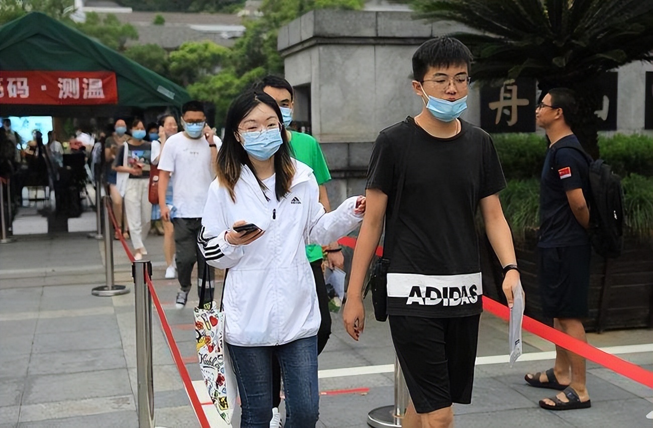 考公党的福音，乡镇公务员扩大“三不限”岗位招录，上岸机会变多