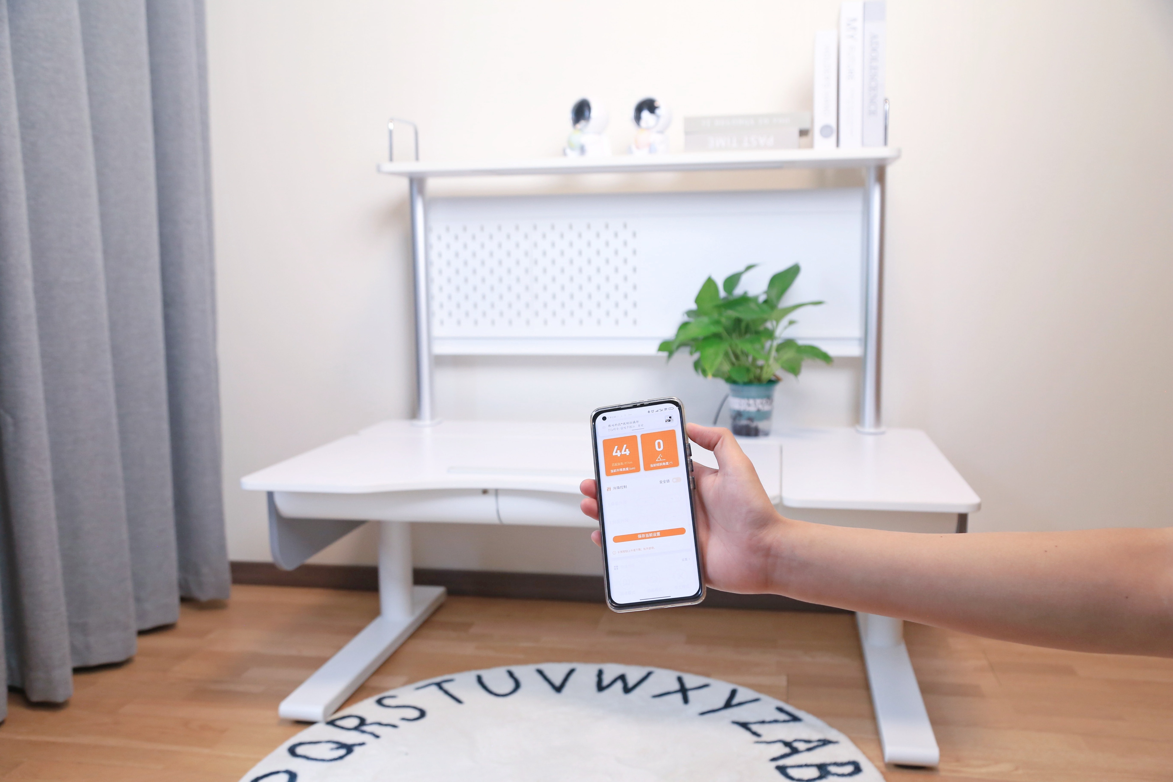 小米有品也开始做儿童学习桌了？众筹的学习桌怎么样？