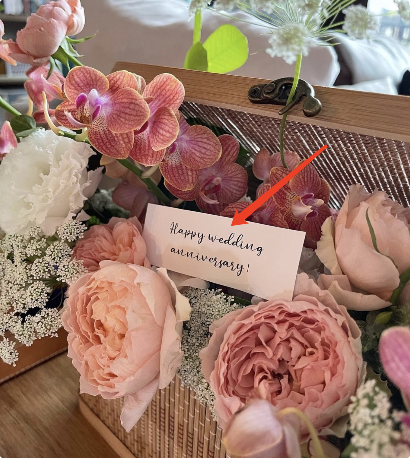 Ella庆祝结婚10周年，提前过母亲节被儿子治愈，网友赞劲宝很会撩