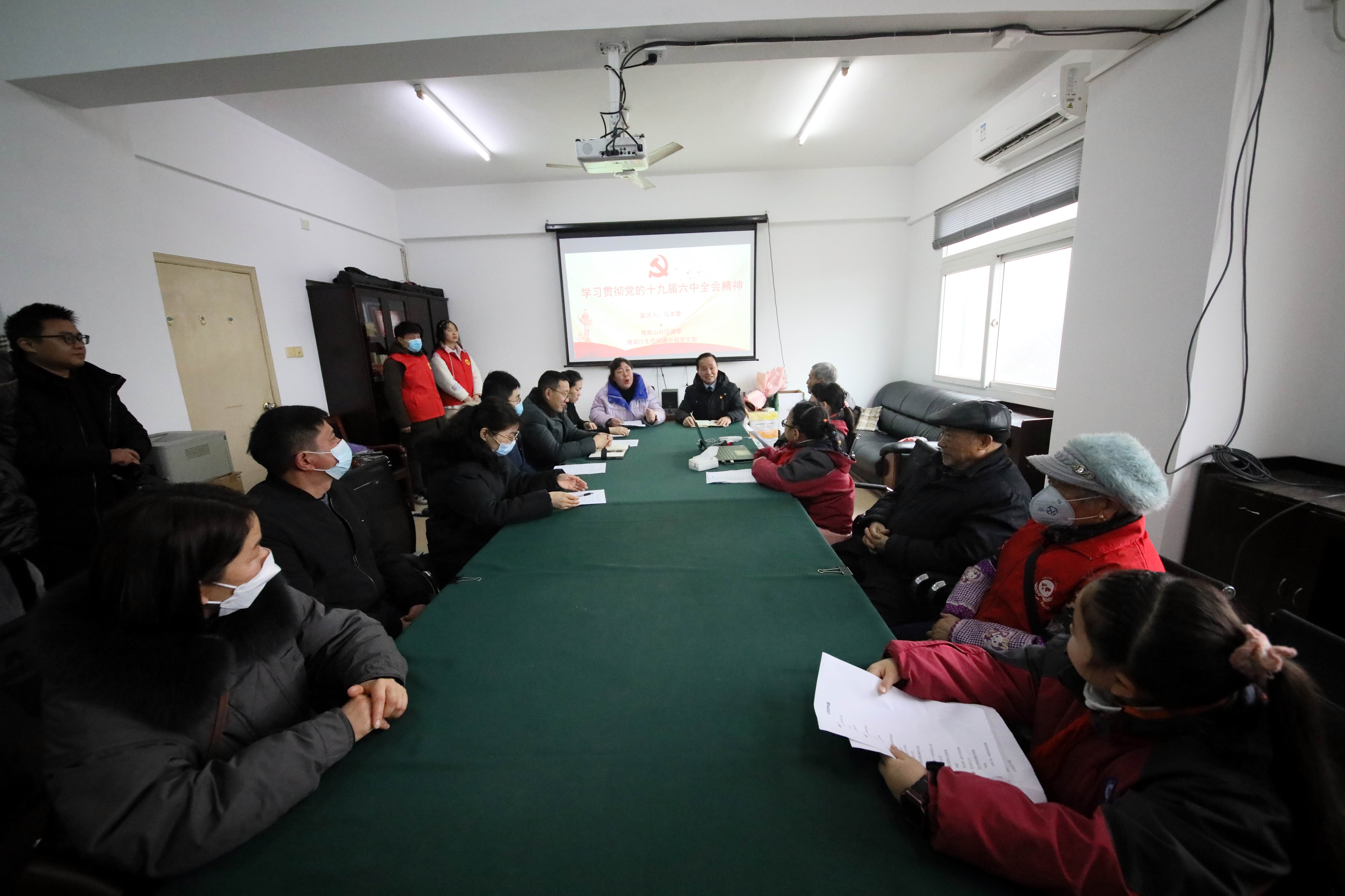 安徽芜湖：新春佳节前全国劳模走进社区，活动里有传承更有感动