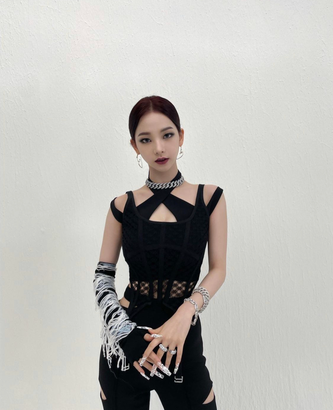 一次能吃三包拉面！完美身材一线女爱豆公开惊人饭量引人怀疑