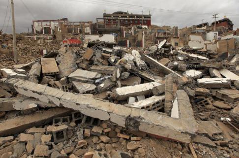 长沙一自建房发生倒塌，多人被困失联，什么原因造成这起事故