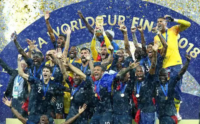 贺炜世界杯决赛解说（我们为什么要读书？看看足球诗人贺炜的解说词就知道了）-华海博客