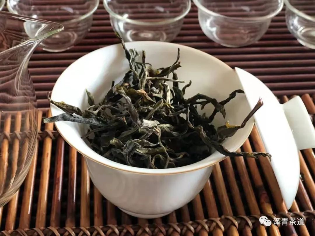 评价茶叶的专业术语(教你喝茶的100个专业术语)