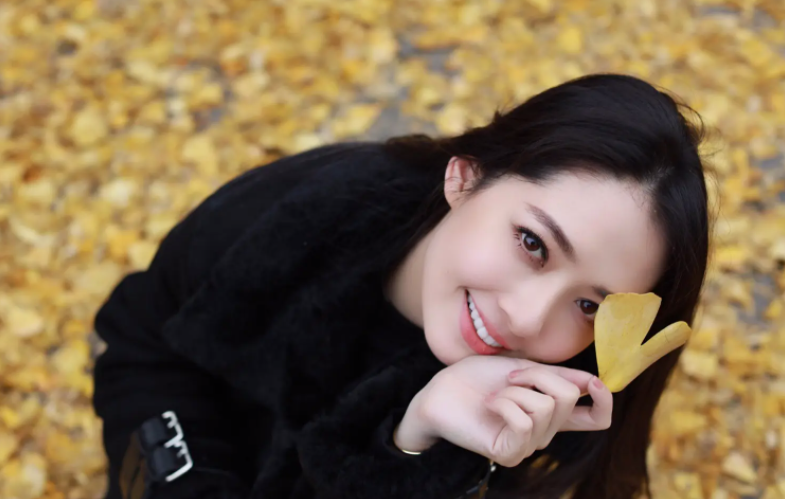 娱乐圈里的混血儿，大多数人只知道杨颖，全知道的寥寥无几