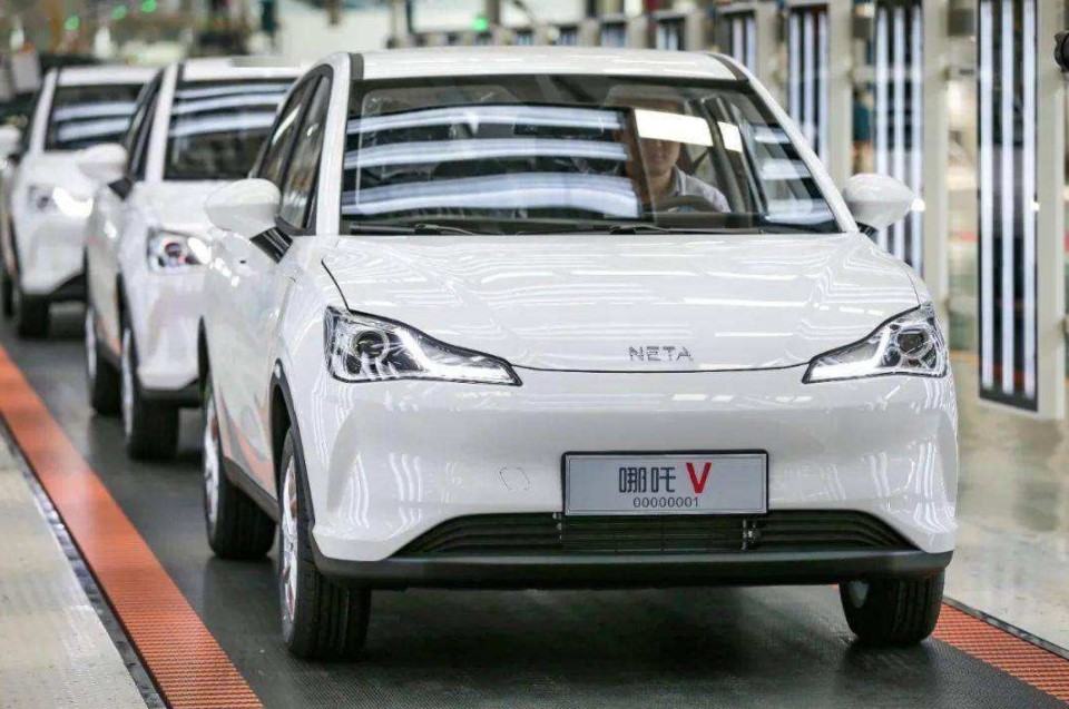 融資20億估值250億元，哪吒汽車的“風火輪”還能飛多久？