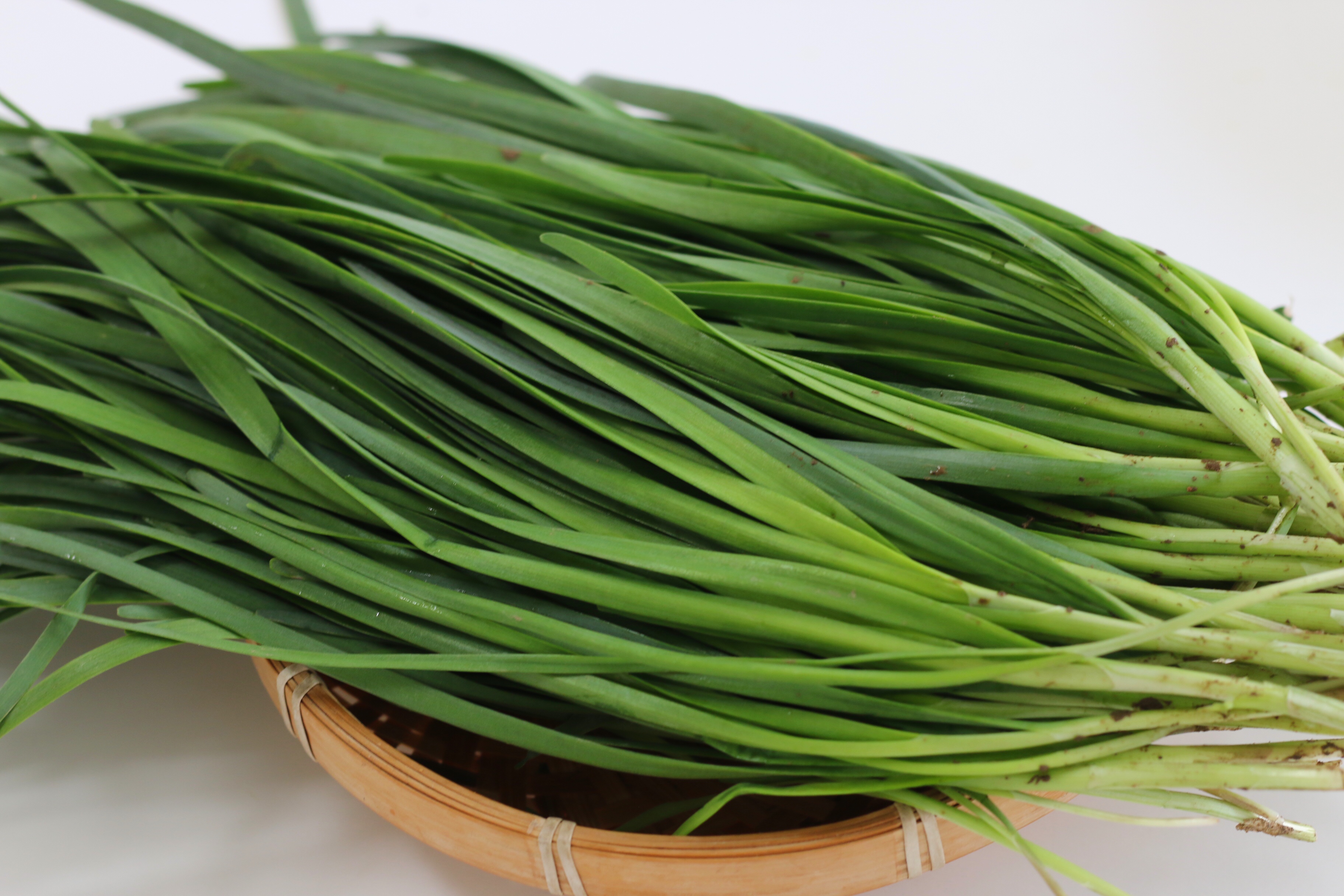 蒸韭菜包子，记住8分钟，韭菜碧绿不变色，包子好看又好吃