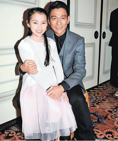 刘德华几个孩子 刘德华的女儿几岁了-朝阳百科