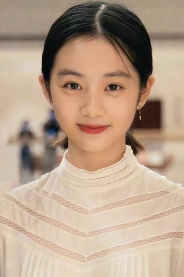 08,贝儿陆雨萱:亭亭玉立的小才女和多多不一样,贝儿当年参加节目期间