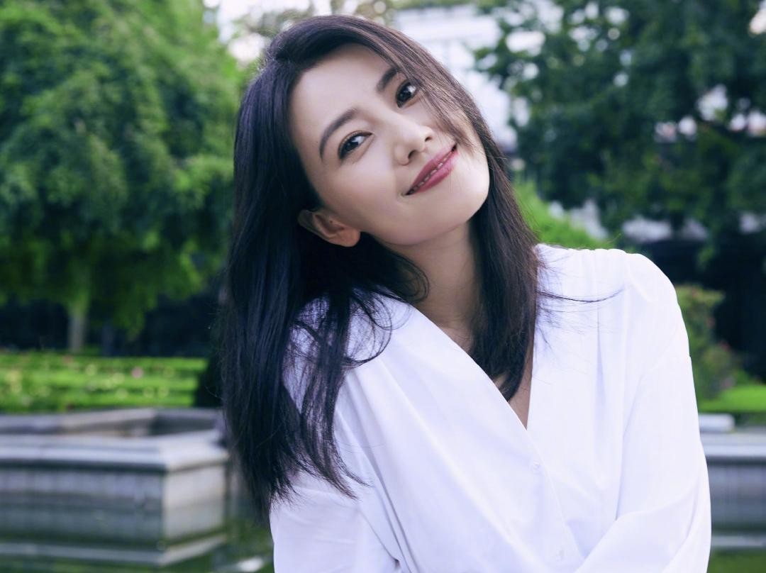 越老越有魅力的女明星，我只服这12位！连鱼尾纹都充满着女人味