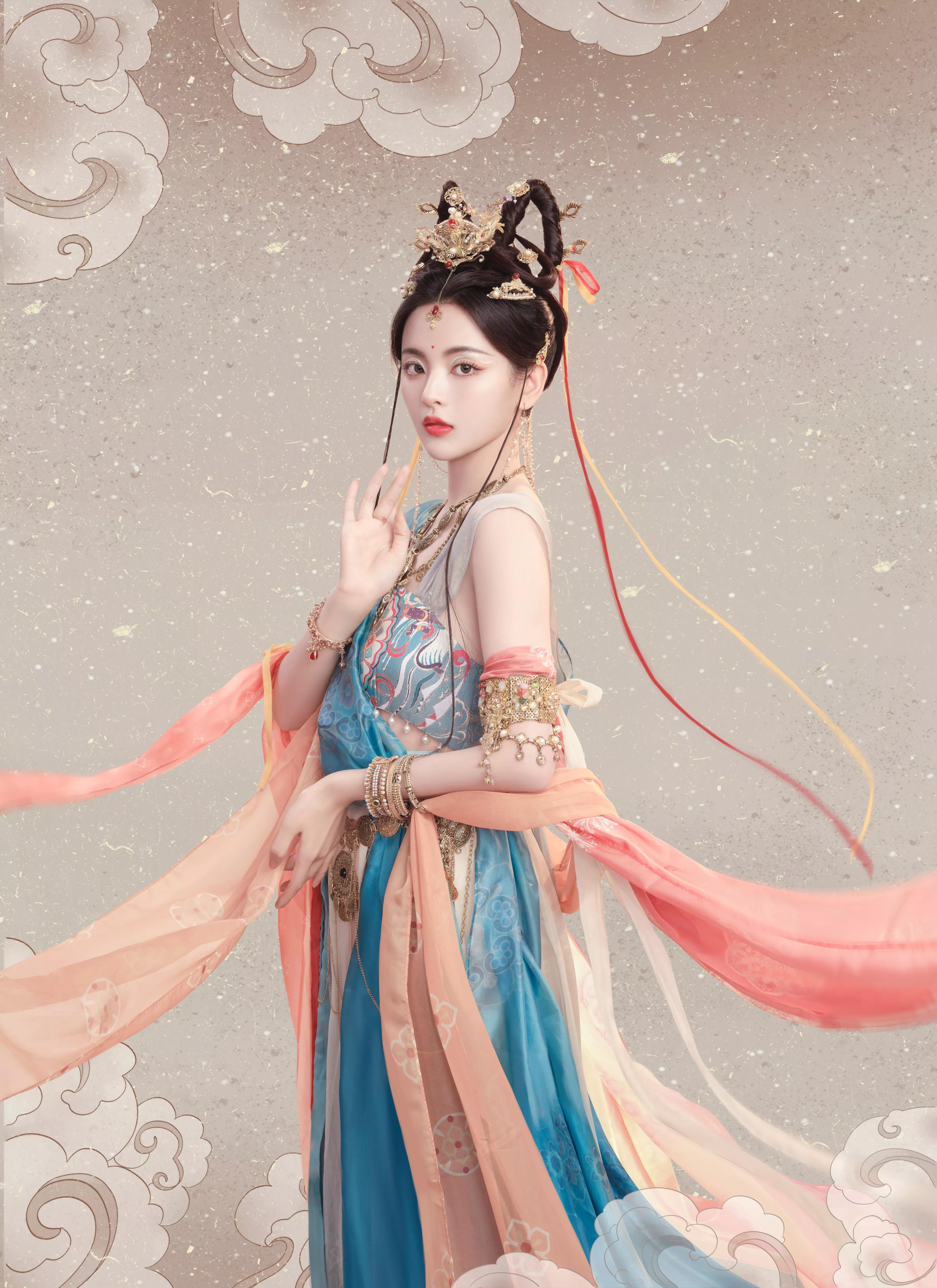 杨超越飞天造型,衣袂飘飘,亦真亦幻,仙气十足