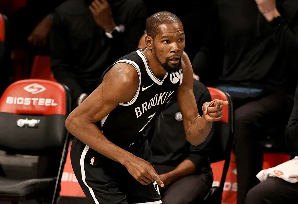 腰缠万贯！乔丹领衔，詹姆斯上榜，NBA资产最高的10名球员