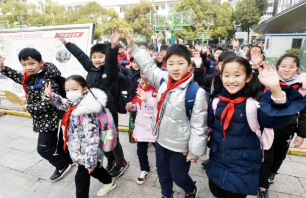 寒假倒计时！江苏省大学、中小学放假时间将提前，家长忧心忡忡