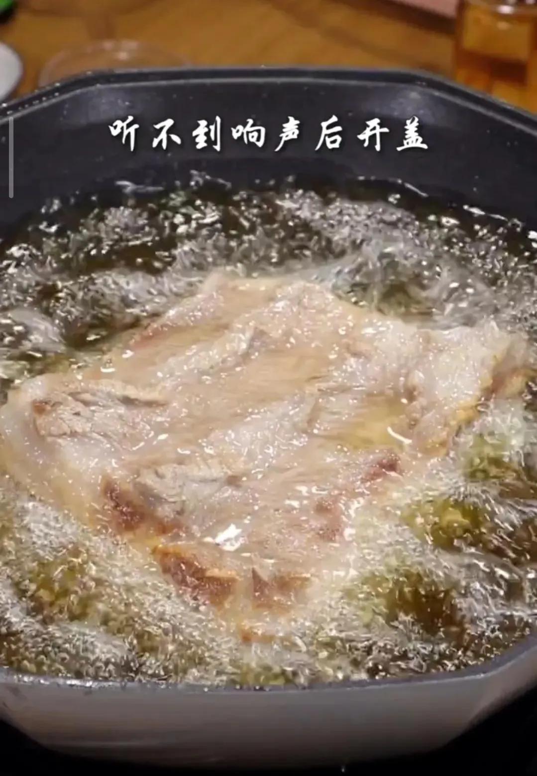 芋頭蒸扣肉(廣西酒席上必不可少的一道硬菜～香芋蒸扣肉,超級好吃下飯