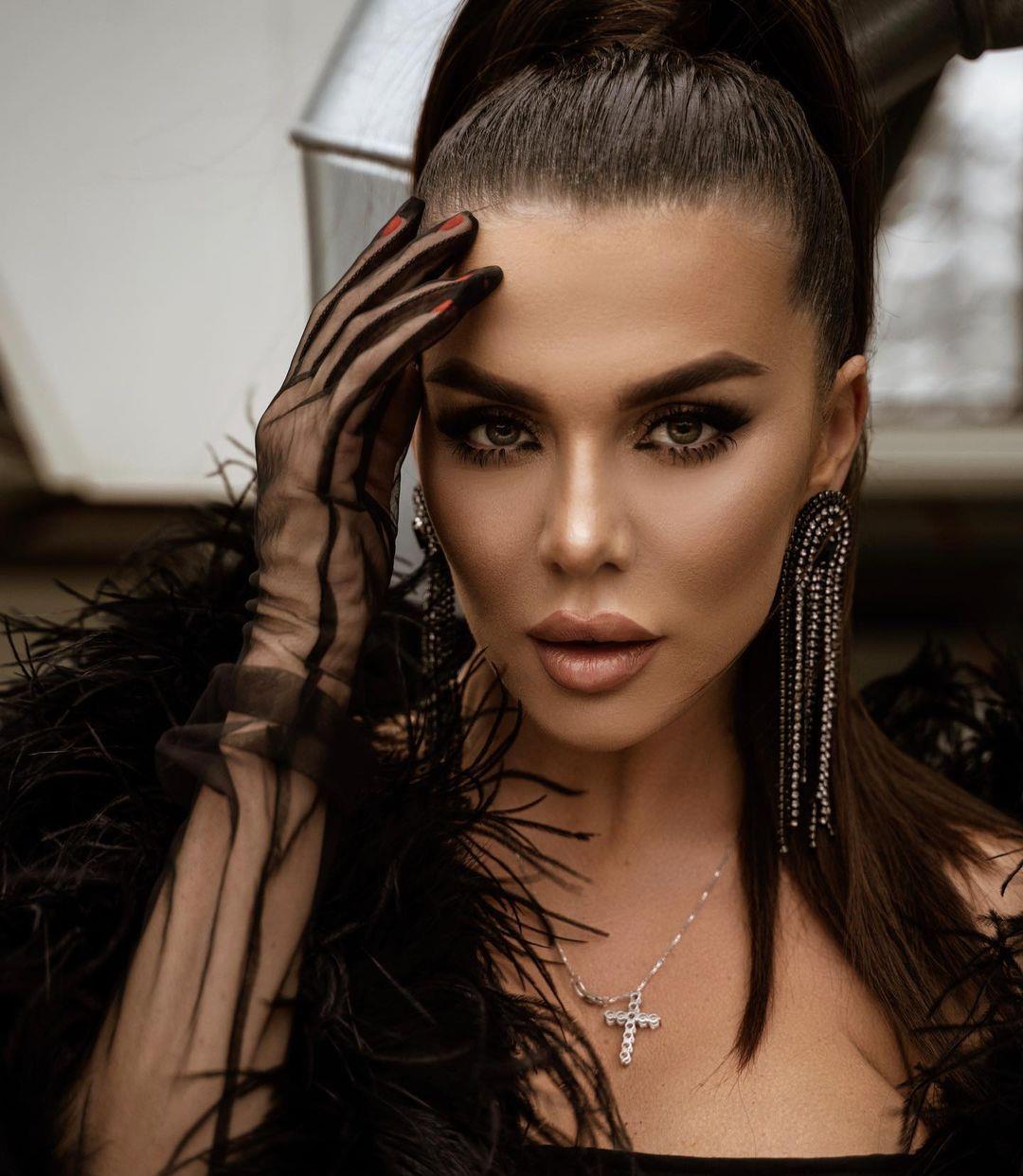 美丽与时尚的代表!国际名模巡展揭晓最火热女神排行榜