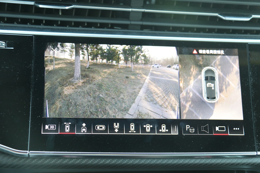 实测奥迪RS Q8 性能车的车机有何不同？