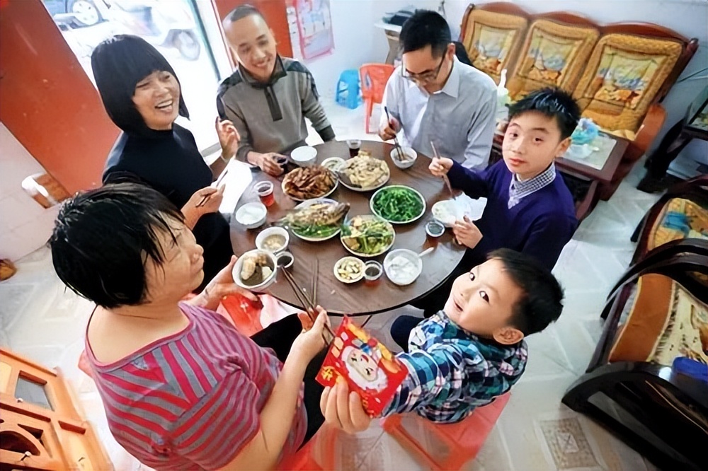 教育部新规：学会做饭从娃娃抓起，但老师和家长不会做饭怎么办？