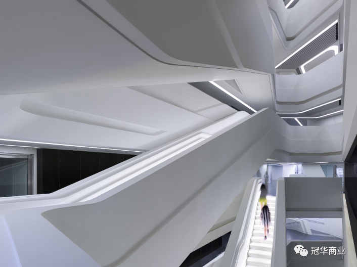 「冠华商业 · 建筑大观系列」香港理工大学 · 赛马会创新楼