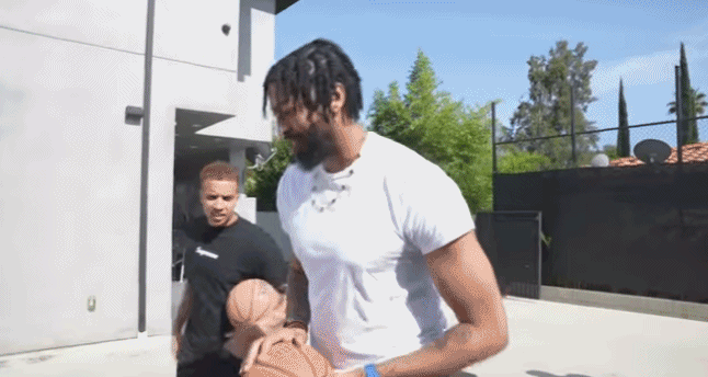 nba濃眉為什么不打（濃眉自曝已70多天沒投過籃了，他是在養(yǎng)精蓄銳還是徹底躺平了？）