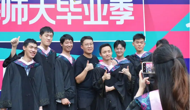 师范学校有哪些（国内师范大学排名更新）