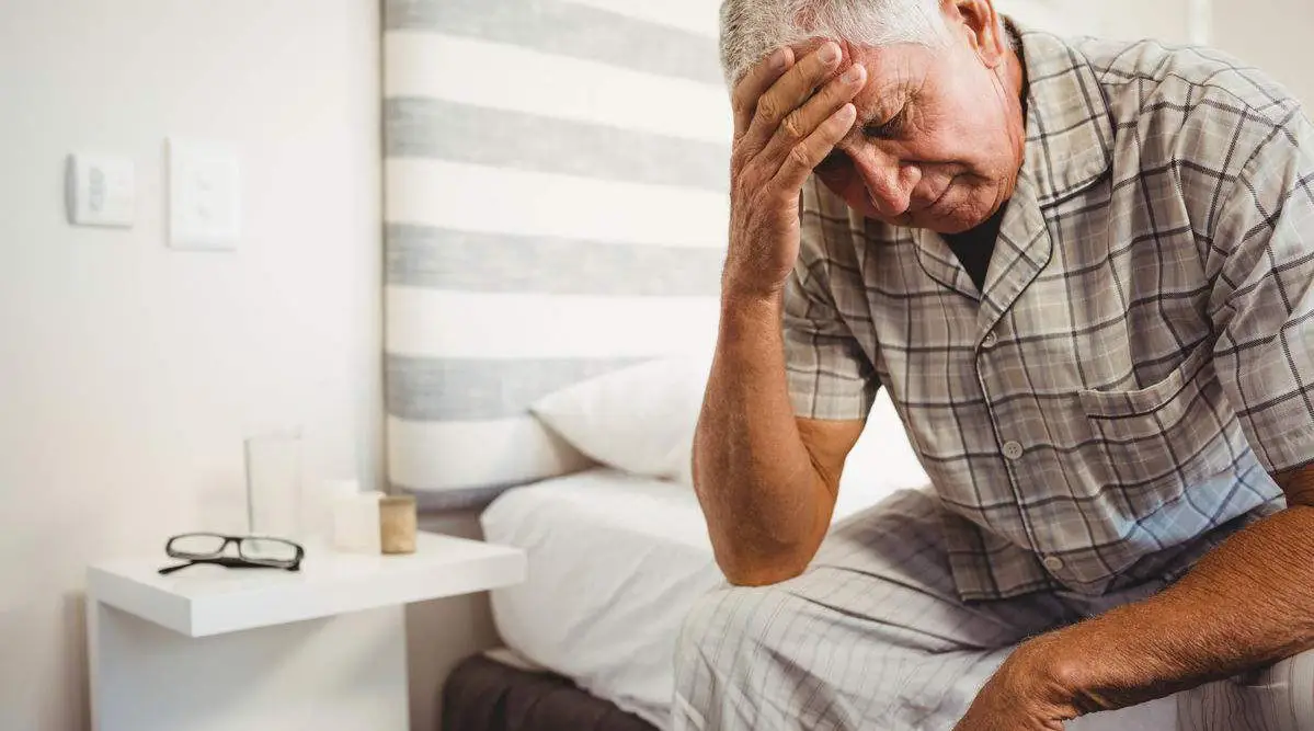 晚上起夜与不起夜，哪种方式更有利于身体健康？告诉你最佳做法