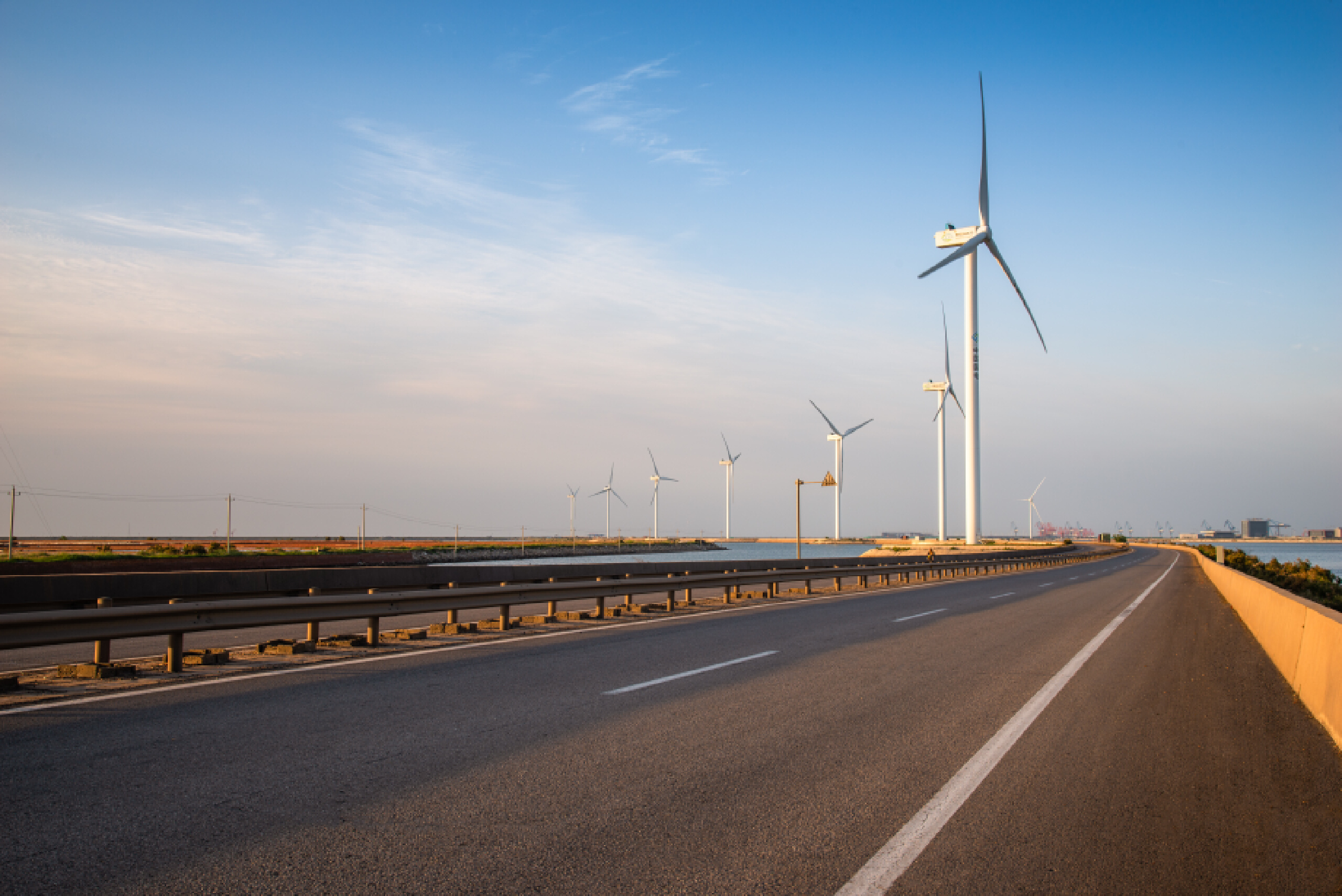 中国新能源发展前景和趋势，它受益的远不止是新能源汽车