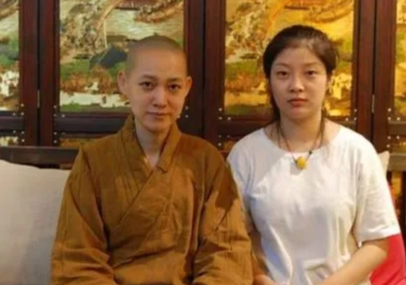 广东女孩邹宜均：因30万被母亲强送精神病院，后来剃度出家做慈善
