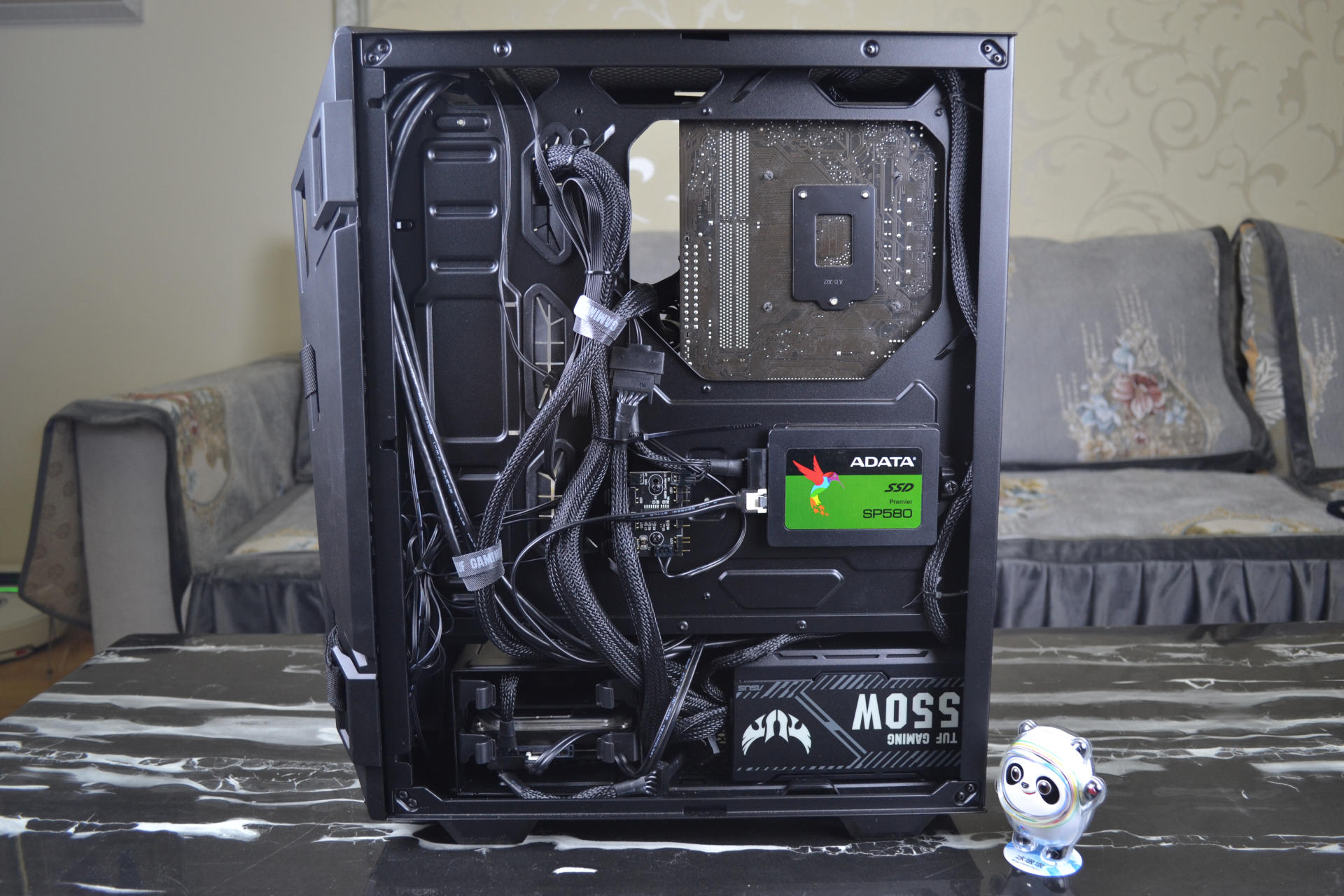 虎年桌面升级日记：华硕ASUS TUF GT301火枪手中塔机箱