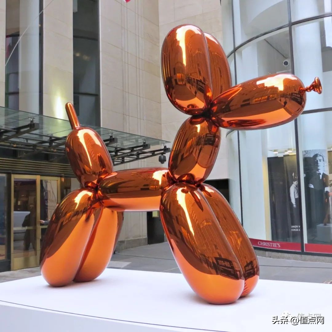 世界杯雕塑大全(Jeff Koons、草间弥生、KAWS作品迎世界杯巨型新雕塑将亮相卡塔尔)