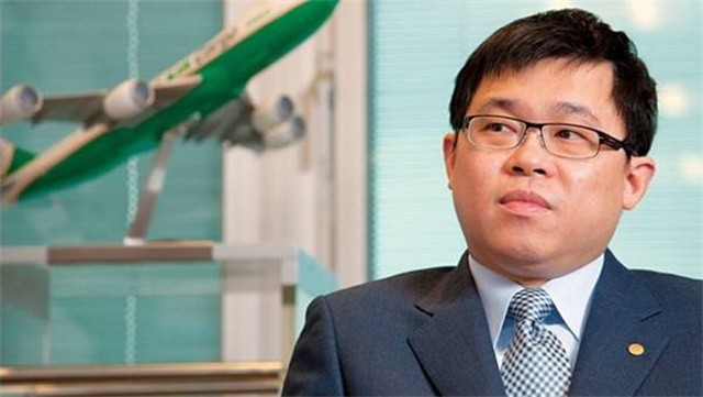“海上皇帝”私生子：继承4000亿台币遗产，曾因空姐损失20亿台币