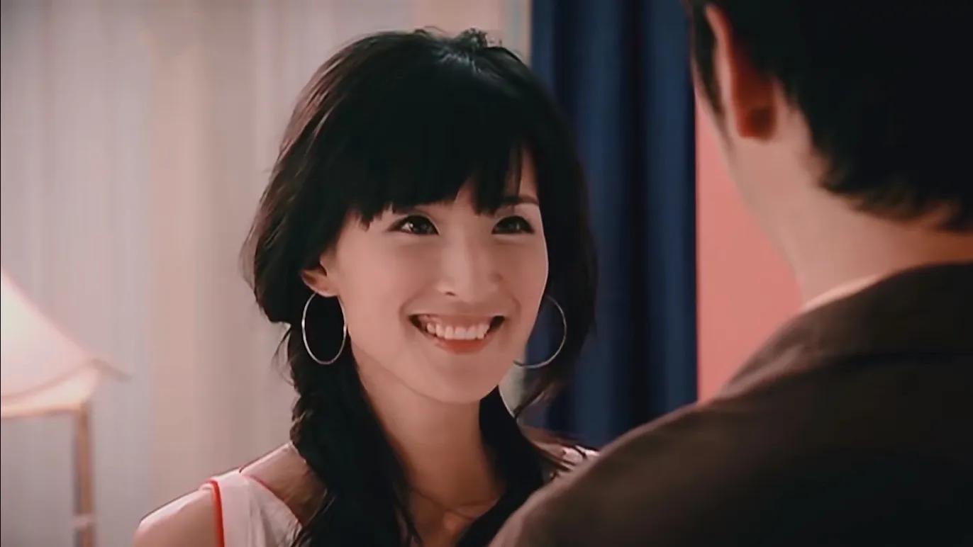 大光明盘发也能艳压群芳，这些“梳平专业户”，个个骨相好气质佳