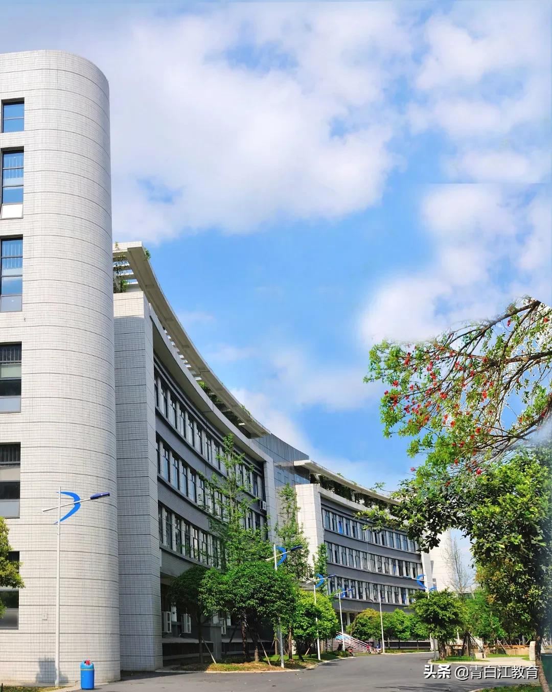 秋冬美图来袭① | 为你喜欢的校园美景投票吧