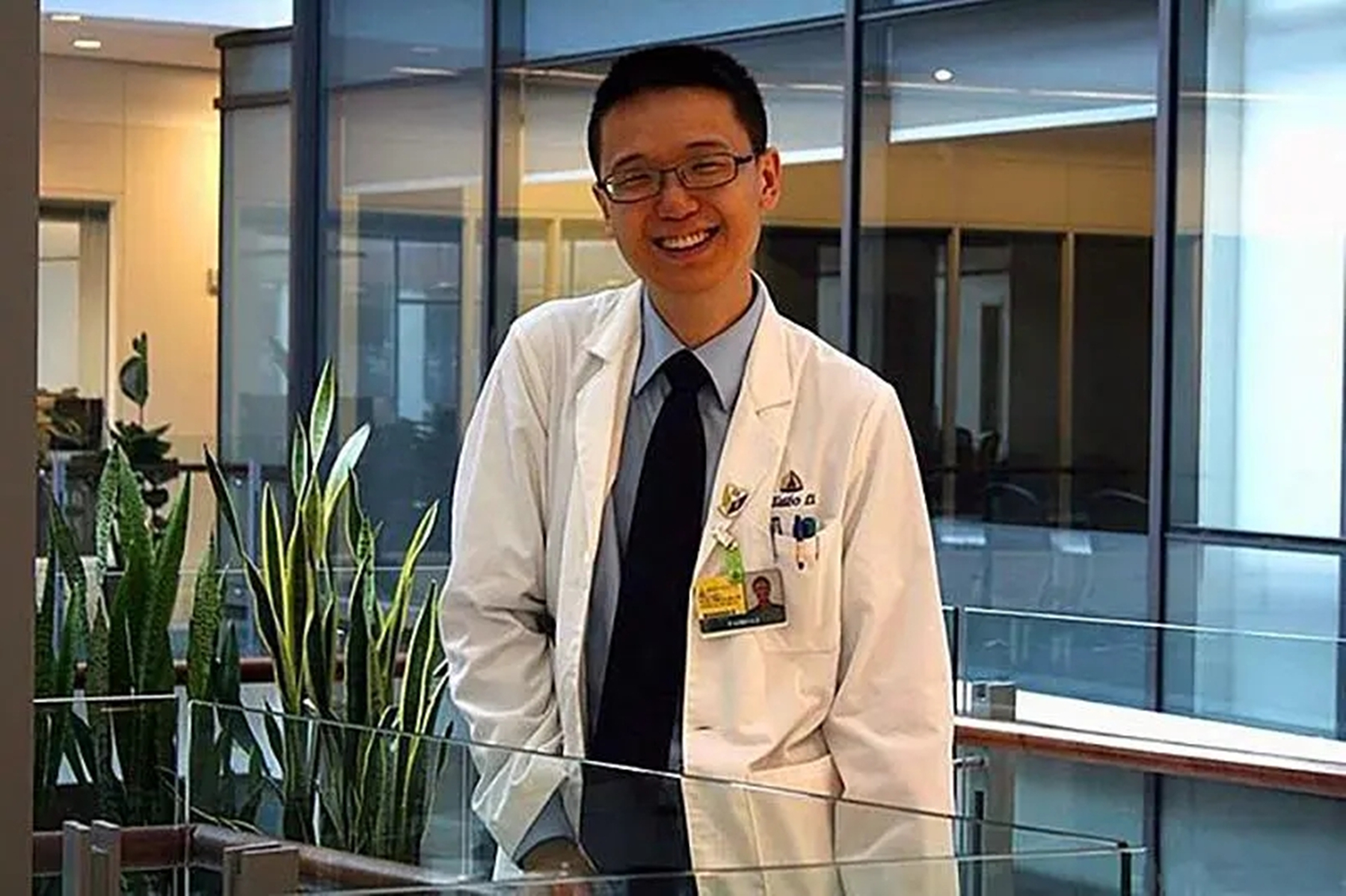 2010年高考成绩703分的李泰伯，被11所美国大学拒收后，结局如何