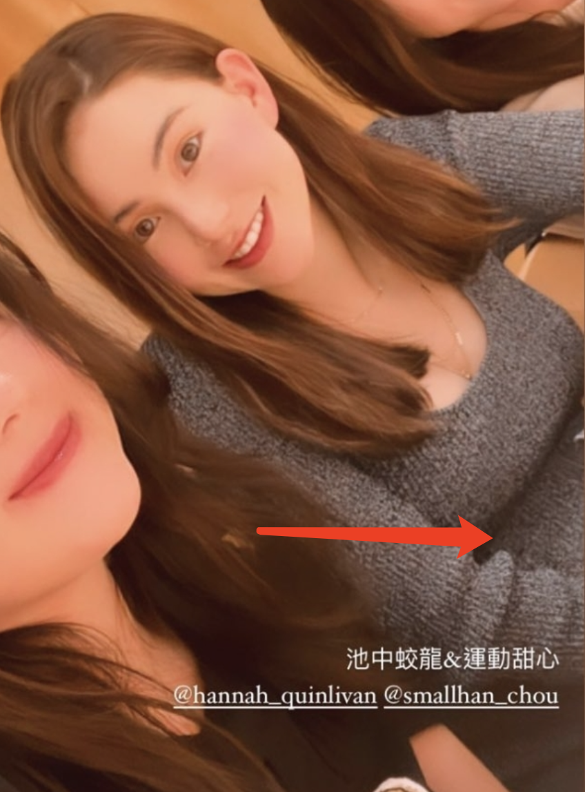 周杰伦陪老婆逛街甜蜜偷拍，昆凌挺六个月孕肚，素颜出镜略显憔悴
