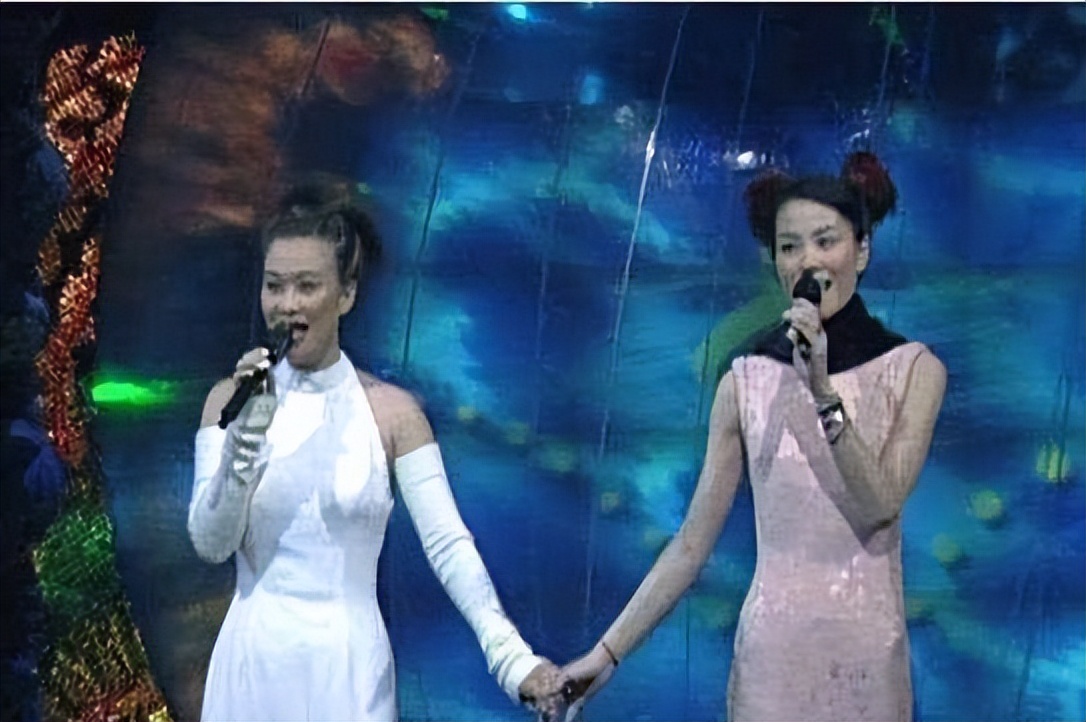 歌手黄绮珊：三婚三离，膝下无儿无女，54岁只有“干儿子”杜海涛