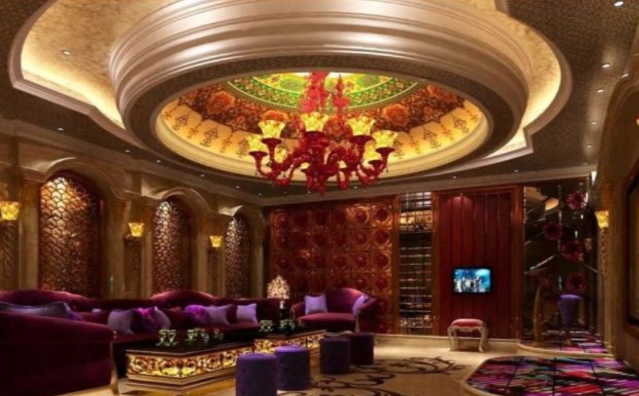 郑州“红馆”覆灭记：奢华堪比皇家一号，出动十五辆警用大巴抓人